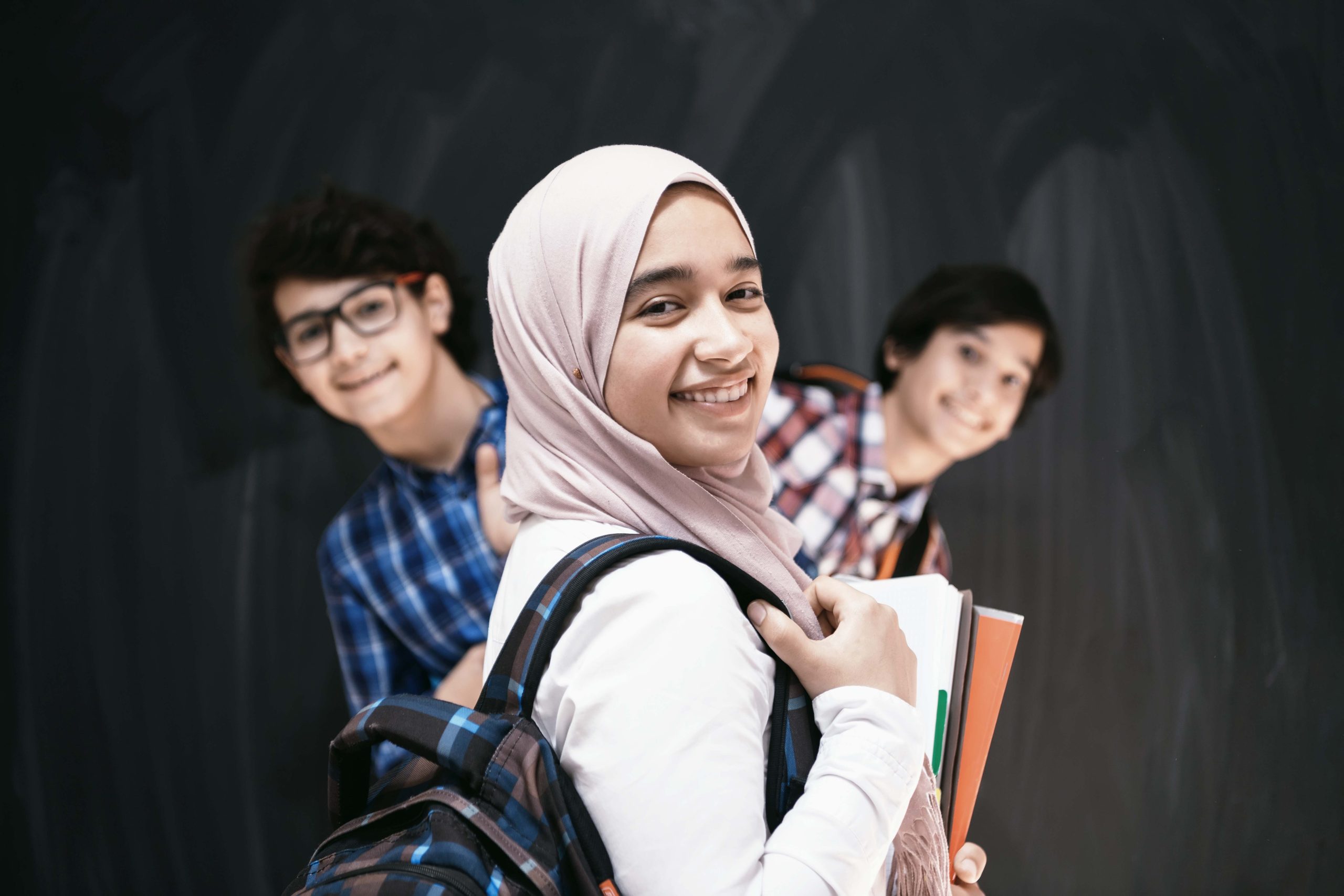 فیلمبرداری و عکاسی مدارس در اصفهان
