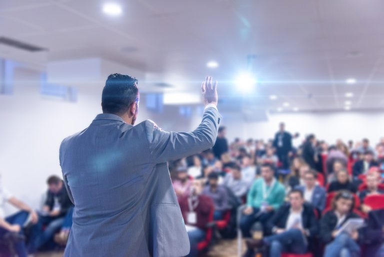 قیمت عکاسی سمینار در اصفهان
